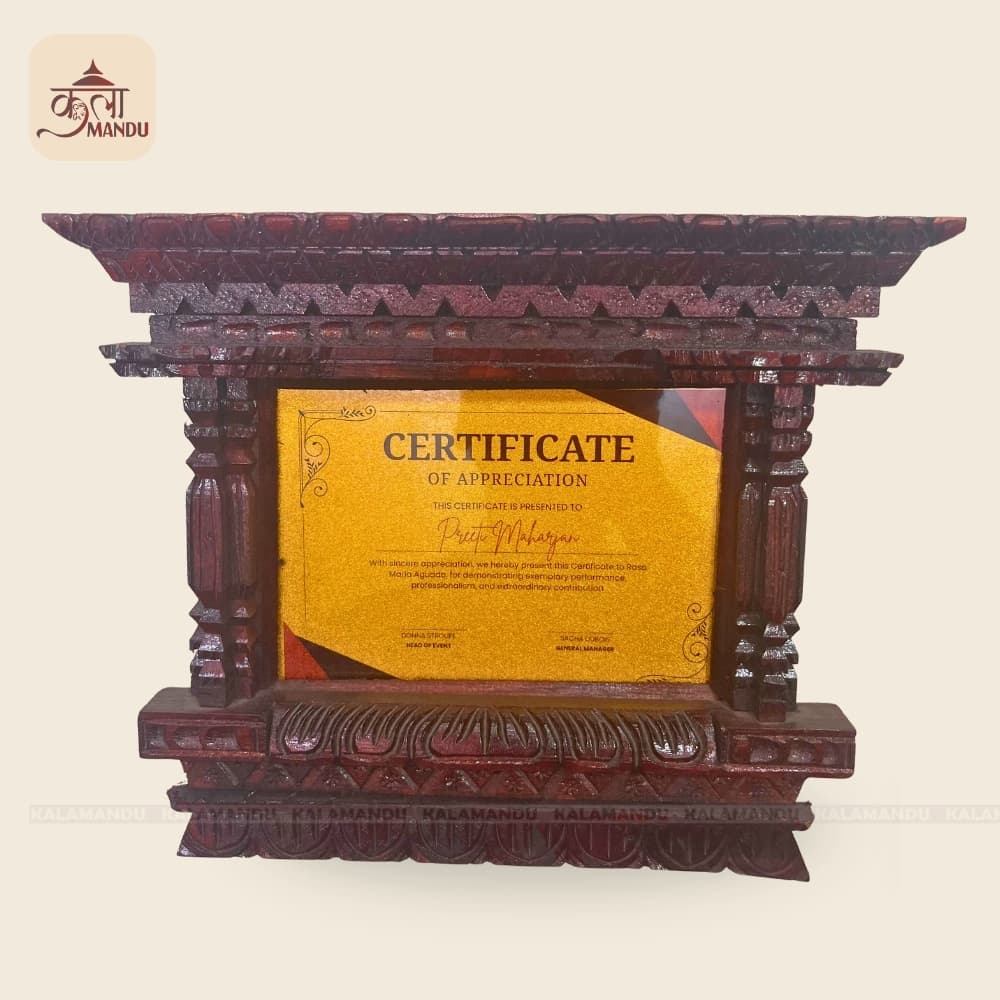 Wooden Photo frame (Photo size - 13 by 18 cm)